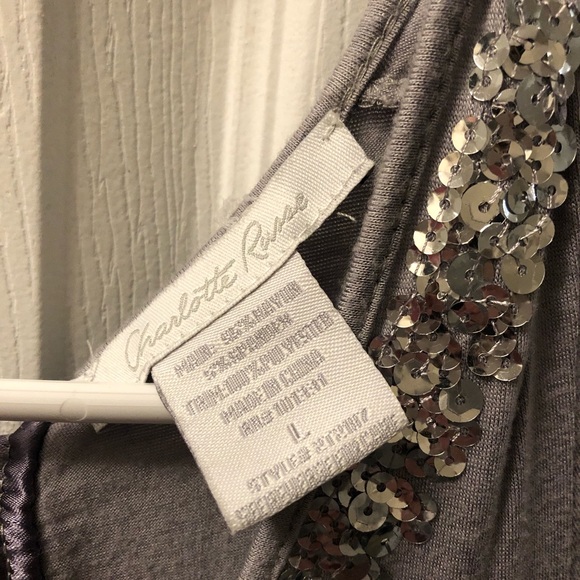 Sparkly tie in the back shirt - Picture 3 of 4